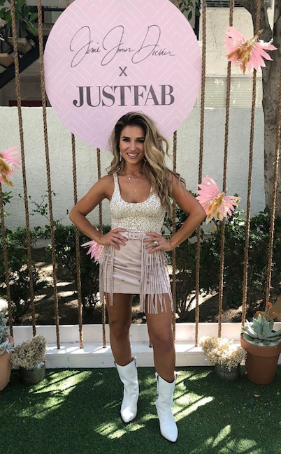 Stagecoach 2019 Celebrity Sightings: See Hollywood Take Over the Country Music Festival Stagecoach 2019 Celebrity Sightings: See Hollywood Take Over the Country Music Festival